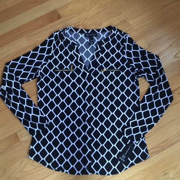 INC V-neck career top - Picture 4 of 8